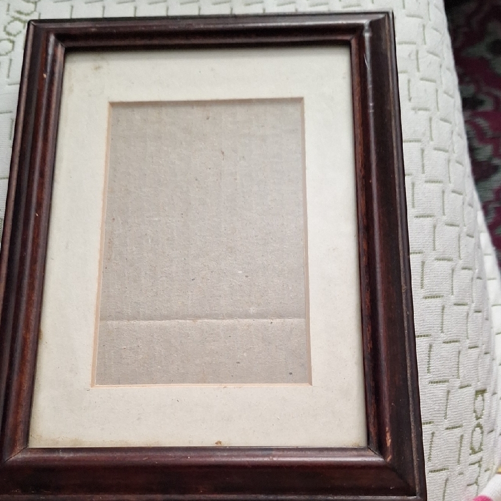 💥Classic Brown Wooden Picture Frame